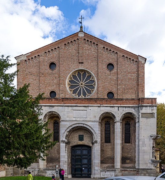 547px-Chiesa_degli_Eremitani_Padova_jm56566 (847x900, 110Kb)