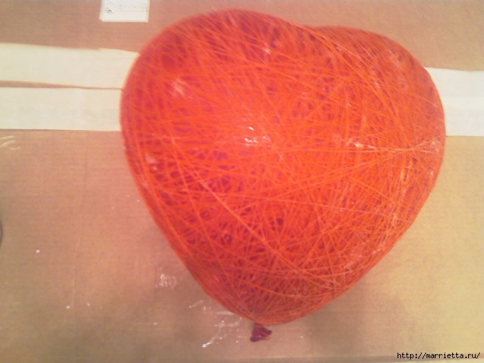 Абажур из ниток в виде сердца. Мастер-класс (6) (700x525, 158Kb)