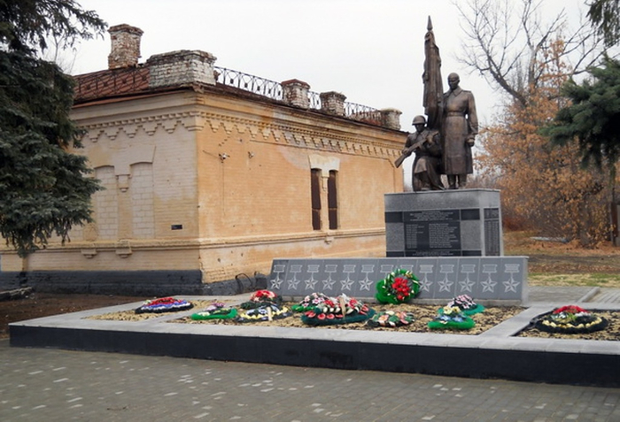 Likunov_I_S_np01 (700x477, 333Kb)