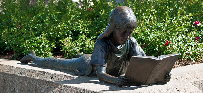 girlreading (700x320, 358Kb)