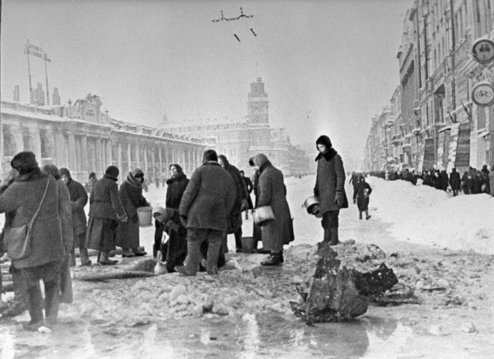 Что должно было возникнуть на месте москвы по плану гитлера