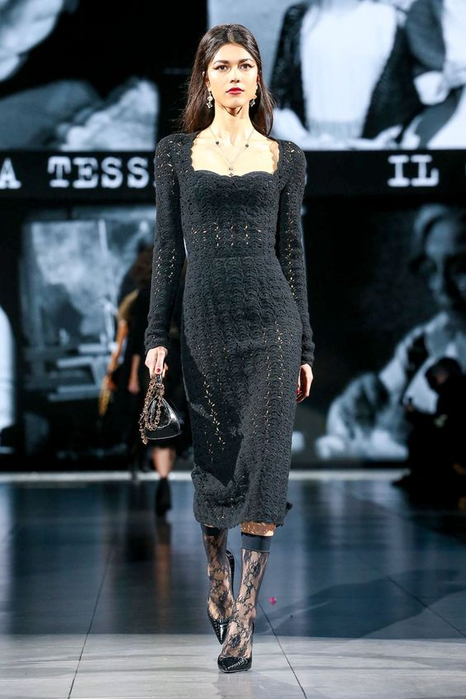 2 Dolce & Gabbana Ready To Wear Fall Winter 2020 Milan - NOWFASHION (466x700, 274Kb)