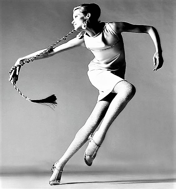 139095050_b63ae1c9ab9b4913d5be4fa6ecee0573Veruschka_New_York_Janvier_1967__Photographie_de_Richard_Avedon (564x605, 83Kb)