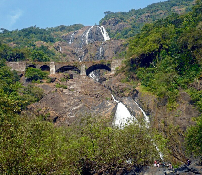 Водопад Дудхсагар (700x606, 587Kb)