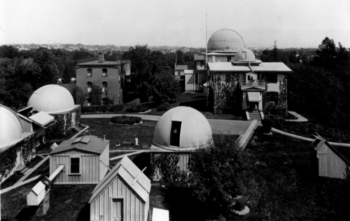 Harvard-Observatory-1899 (700x442, 165Kb)