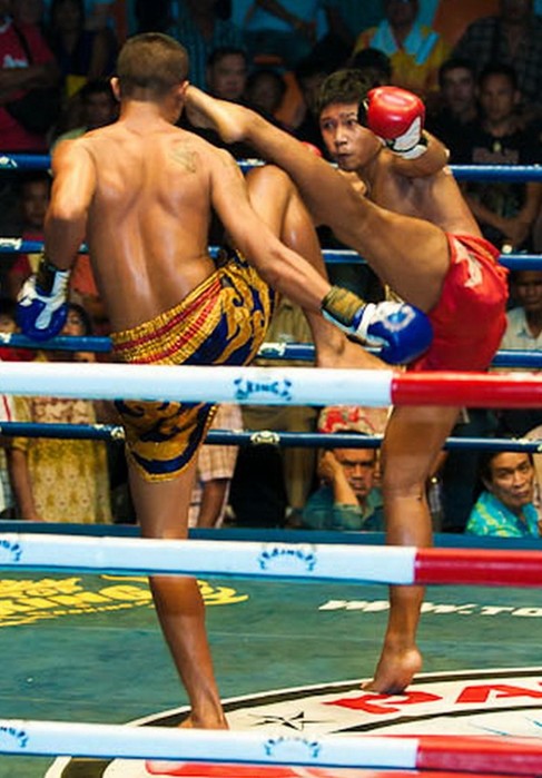 Этот жестокий тайский бокс