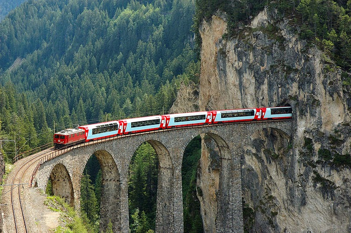 Swiss Train (700x465, 463Kb)