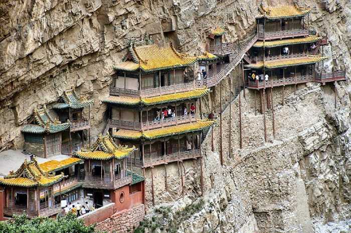 Висячий монастырь, Китай (700x466, 76Kb)