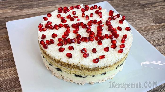 2835299_Salat_na_prazdnichnii_stol_v_vide_zakysochnogo_torta (700x393, 63Kb)