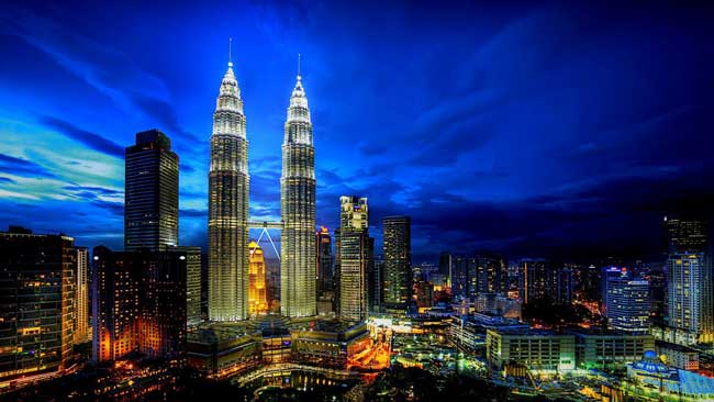 Petronas-Twin-Towers-Malaysia (650x366, 38Kb)