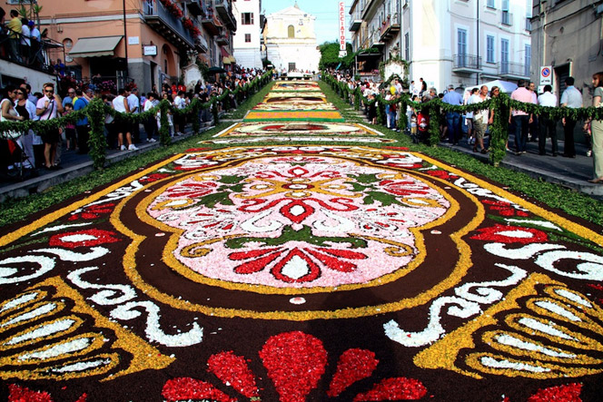 Infiorata-di-genzano-01bis (900x700, 184Kb)