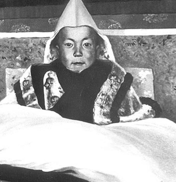 2714816_Dalai_Lama_boy (679x700, 69Kb)