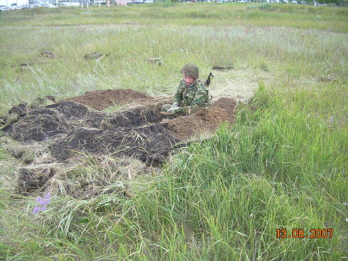 Окопы вакансии. Одиночный окоп. Маскировка окопов. Замаскированные окопы. Стрелковый окоп.