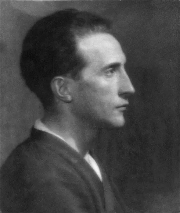 1920 Portrait of Marcel Duchamp by May Ray (590x700, 71Kb)