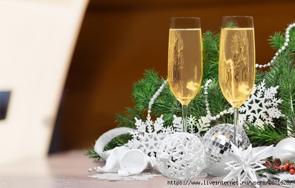 happy-new-year-decoration-champagne-novyi-god-bokaly-elka--5 (596x380, 148Kb)