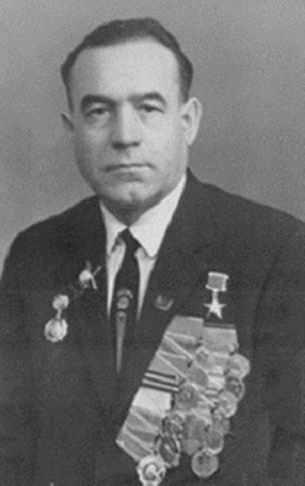1920Akhmerov_Akhmet (440x700, 131Kb)