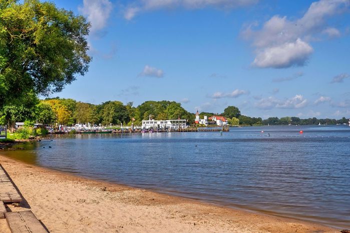 csm_strandbad-sicht-auf-weisse-flotte_8b0647df88 (900x666, 68Kb)