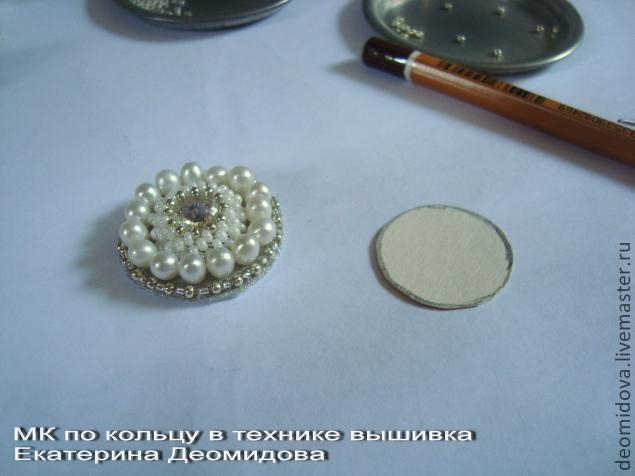 Бисероплетение. Создание кольца в технике вышивка (21) (635x476, 114Kb)