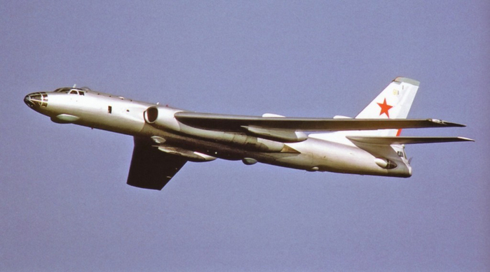 TU-16 (700x389, 197Kb)