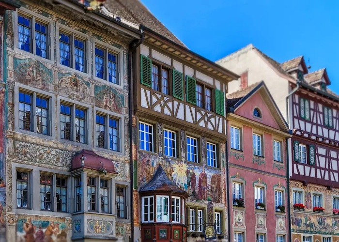 !15989845-painted-facades-of-stein-am-rhein (900x700, 167Kb)