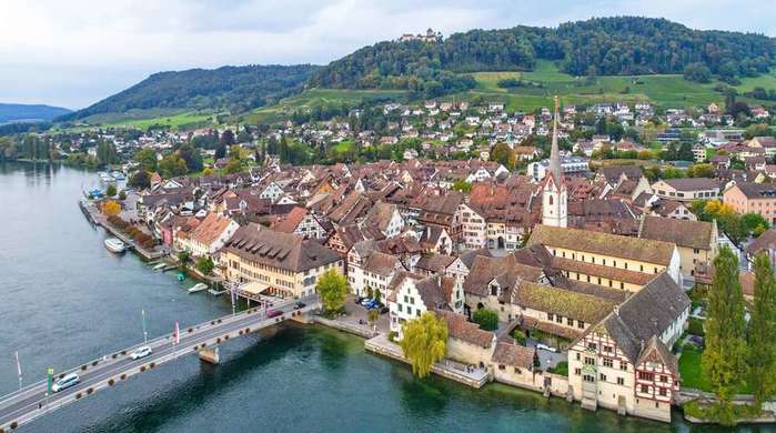 Altstadt_Kirche_Vogelperspektive (900x590, 52Kb)