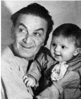 Анатолий смиранин жена дети фото Актёрская династия Смираниных. Обсуждение на LiveInternet - Российский Сервис Он