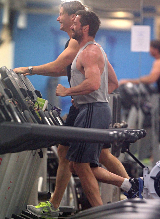 FFN_BIGOZ_Jackman_Hugh_071412_50833047 (509x700, 425Kb)