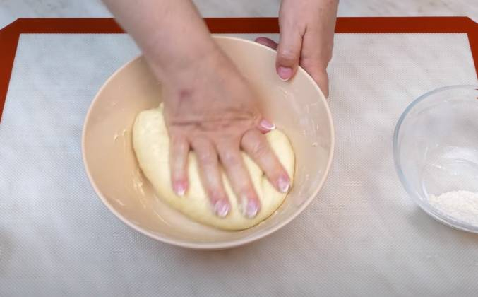 Жареные пирожки с картошкой и луком на сковороде2 (677x420, 108Kb)