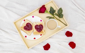 2021Food_Two_toast_with_jam_on_a_stand_with_rose_and_coffee_151013_32 (286x180, 21Kb)