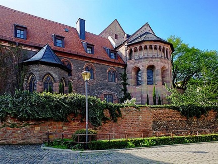 Dominikanerkloster St. Paulus1 (900x727, 159Kb)