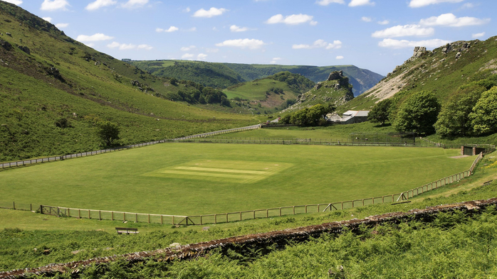 Cricket pitch in the Valley of Rocks near Lynton, Devon, England, UK (700x393, 382Kb)