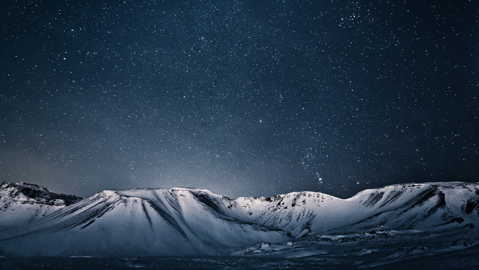 Lots of stars in clear sky at winter night, Iceland (700x393, 275Kb)