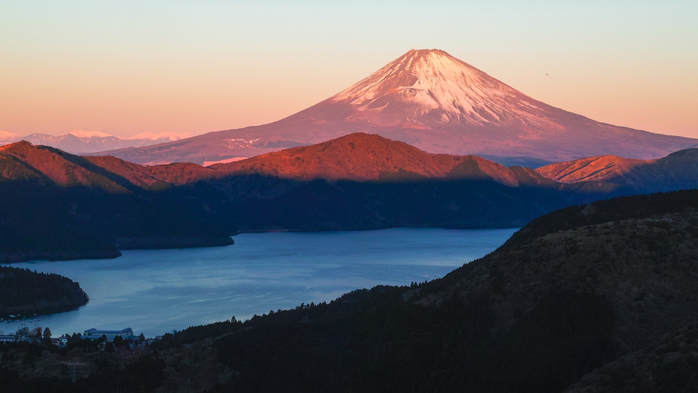 Mount Fuji in the morning sun view from Taikanzan, Hakone-machi, Kanagawa, Japan (700x393, 219Kb)