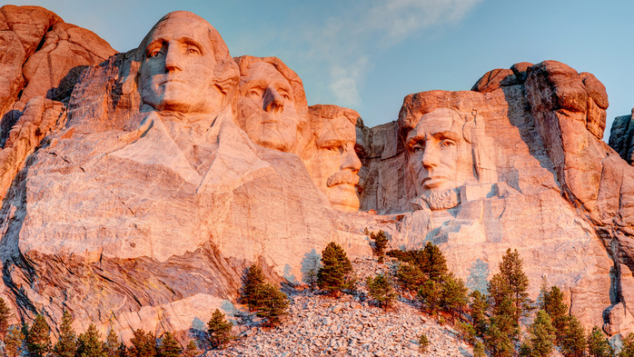 Mount Rushmore National Park in the Black Hills South Dakota during a warm sunrise, USA (700x393, 477Kb)