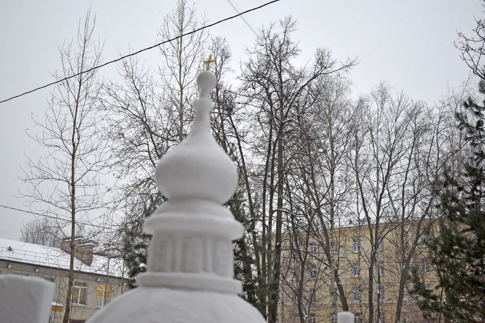 Снежные-скульптуры-на-Ланском,-11-дек-2023-(3) (700x467, 343Kb)