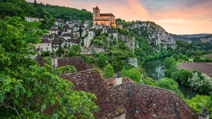 Church of Saint-Cirq-Lapopie, Occitania, France (700x393, 427Kb)