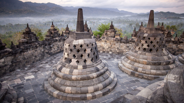 Bell-shaped stupas in Borobudur temple, Java island, Indonesia (700x393, 333Kb)