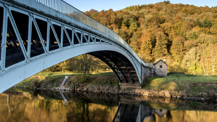 Bigsweir bridge over the river Wye near Monmouth, Monmouthshire, Wales, UK (700x393, 405Kb)