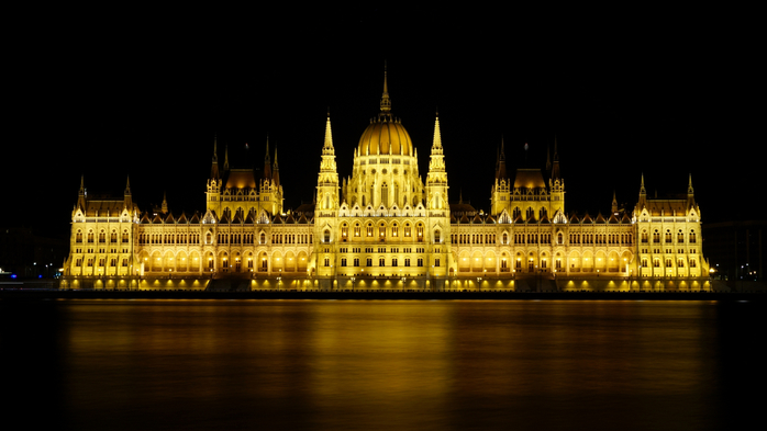 Budapest Parliament (700x393, 223Kb)
