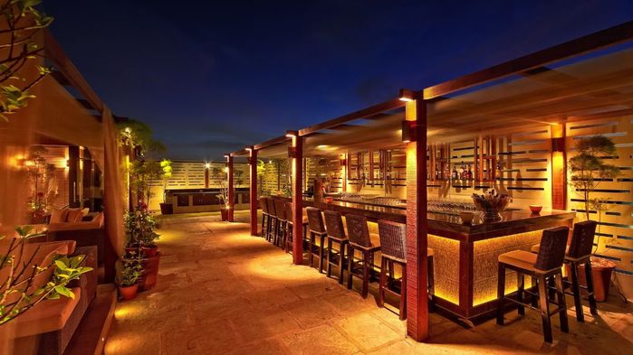 Sip and Savour top 10 Finest Dining Restaurants in Delhi for a Charming Evening (700x393, 55Kb)