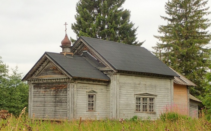 Кононовская. Церковь Казанской иконы Божией Матери, 1903 г. в Лёкшмоборе (700x436, 134Kb)