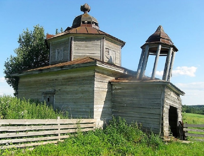 Пуминовская. Крестовоздвиженская часовня, н. ХХ в. (700x535, 158Kb)