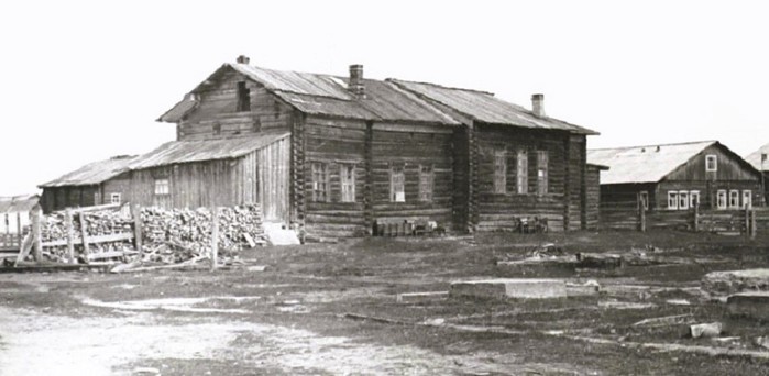 Бычье. ц. Рождества Богородицы, 1911 г. в быв. с. Быченское (700x342, 55Kb)