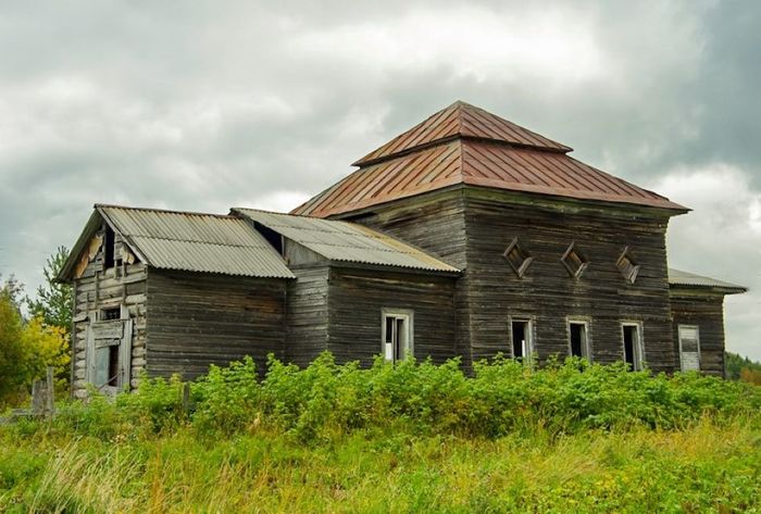 Ижма. ц. Воскресения Христова, 1887 г. (700x473, 67Kb)