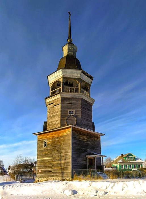 Конецдволье. Колокольня, 1769 г. Никольской церкви (храм восоздан в 2004 г.) (514x700, 327Kb)
