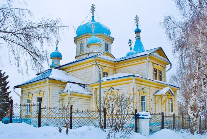 Уфа. Церковь Воздвижения Креста Господня, 1883 г. в Нижегородке (700x471, 454Kb)