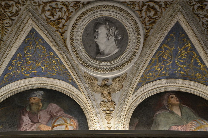 Trento,_Castello_del_Buonconsiglio_Dossi_frescoes,_-_Carlo_D (12) (700x466, 161Kb)
