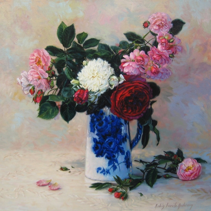 142355314_5229398_Bouquet_of_roses_in_flo_blue_floral_vase (900x900, 353Kb)