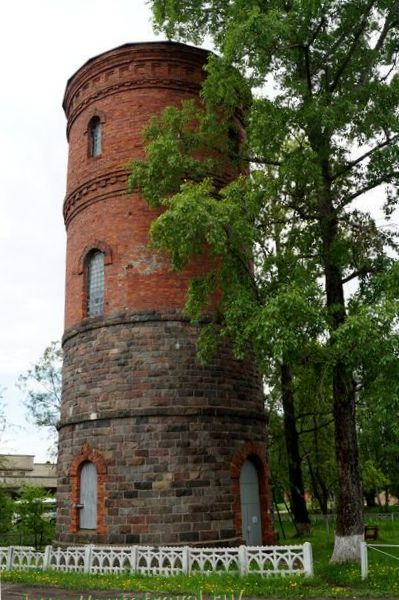 0 0 Водонапорная башня конца XIX века (399x600, 229Kb)