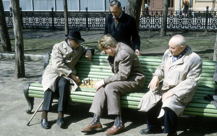 ссср игра в шахматы на Гоголевском бульваре, Москва 1966 год (700x437, 351Kb)